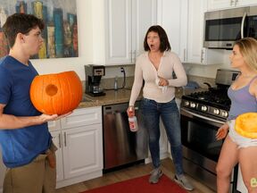 Pumpkin Fuck - S3:E11