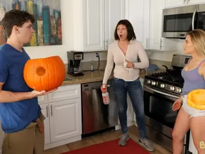 Pumpkin Fuck - S3:E11