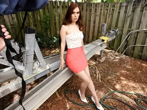 Stepmom Ends Her Dick Drought - S7:E2