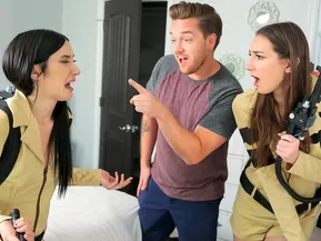 Step Sister Gets Ghost Slimed - S17:E7